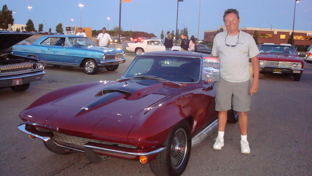 WG H&C Best Muscle Car goes to Jerry Meyers & his beautiful 67 Corvette.