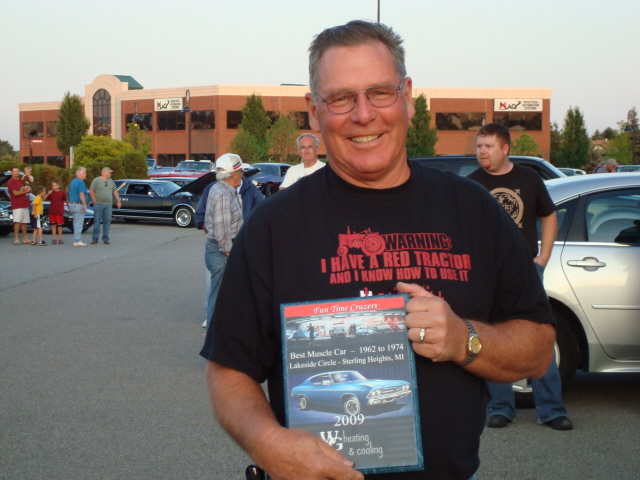Mike Knepp gets the WG H&C Best Muscle Car prize.