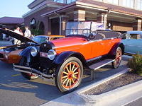 This very rare 1922 Buick is owned by Ed & Emica Syrocki, our EMS Best Engine sponsor.