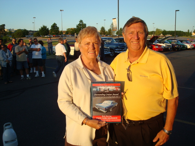 Jim & Dottie Wogan awarded Outstanding Cruiser