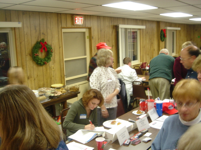 Kate & Ginny Savage enjoy meeting our club members.